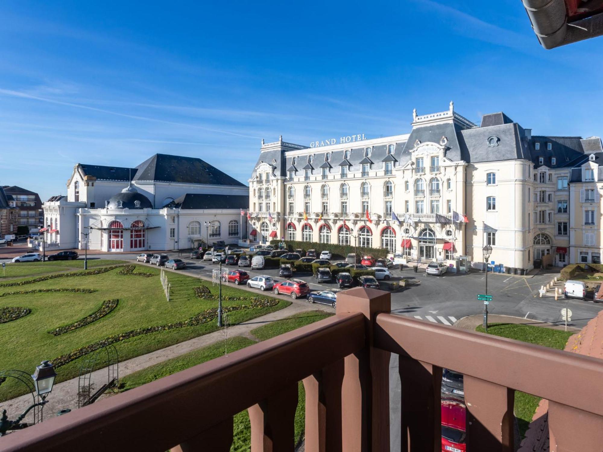 Apartment Le Normandie Home By Interhome Cabourg Esterno foto